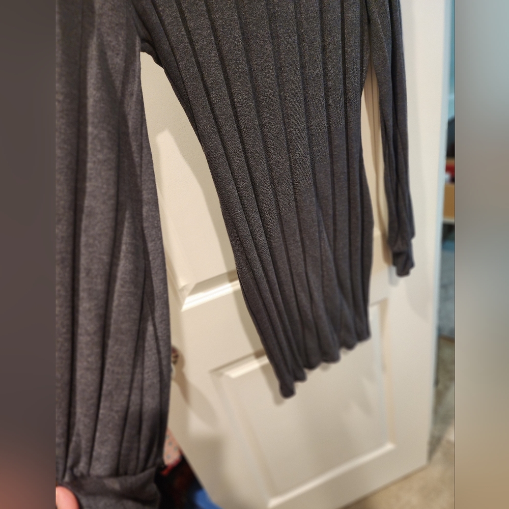 NWOT - Picture 4 of 4